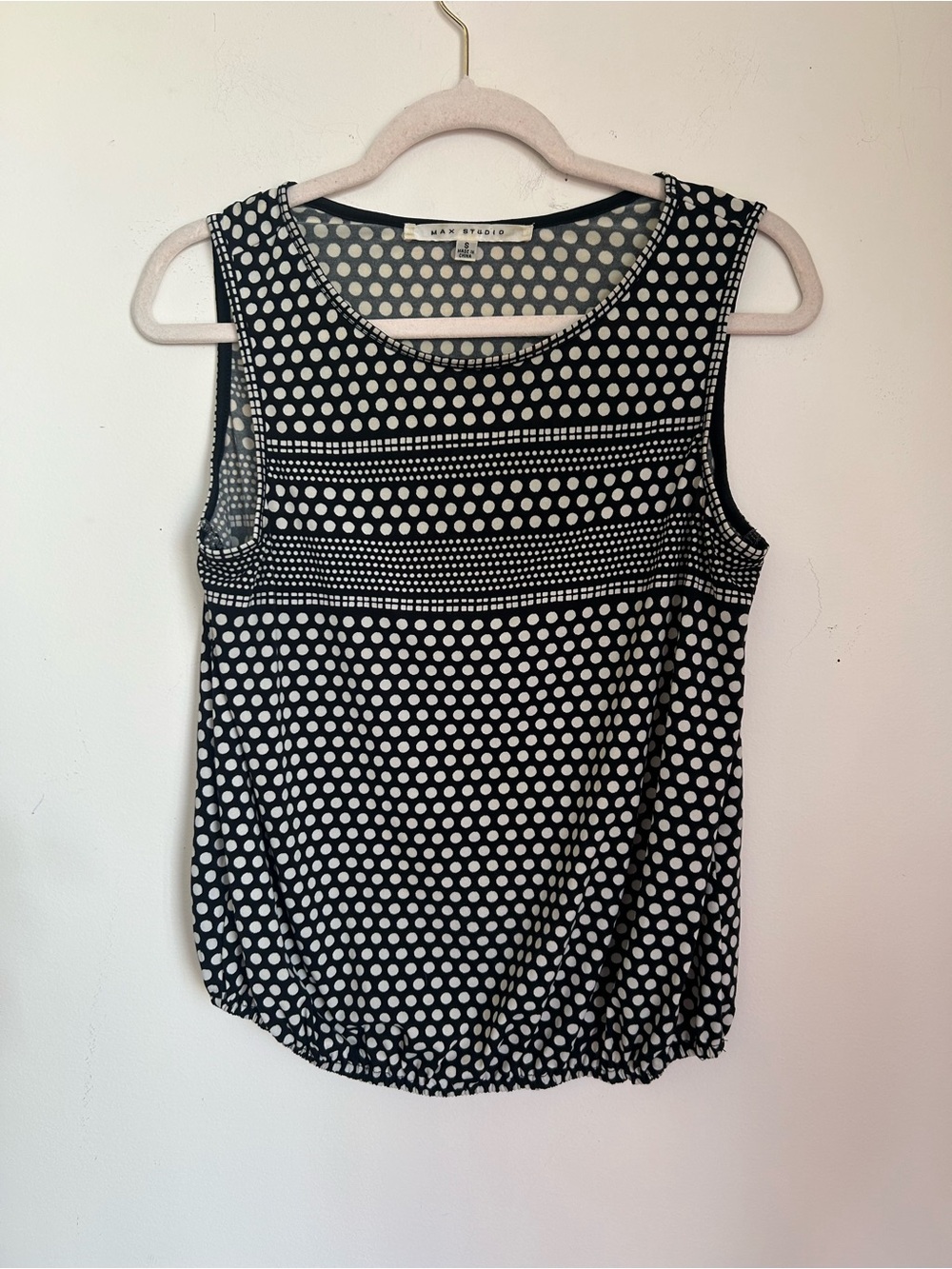 Max Studio Black & White Polka Dot Sleeveless Blouse
